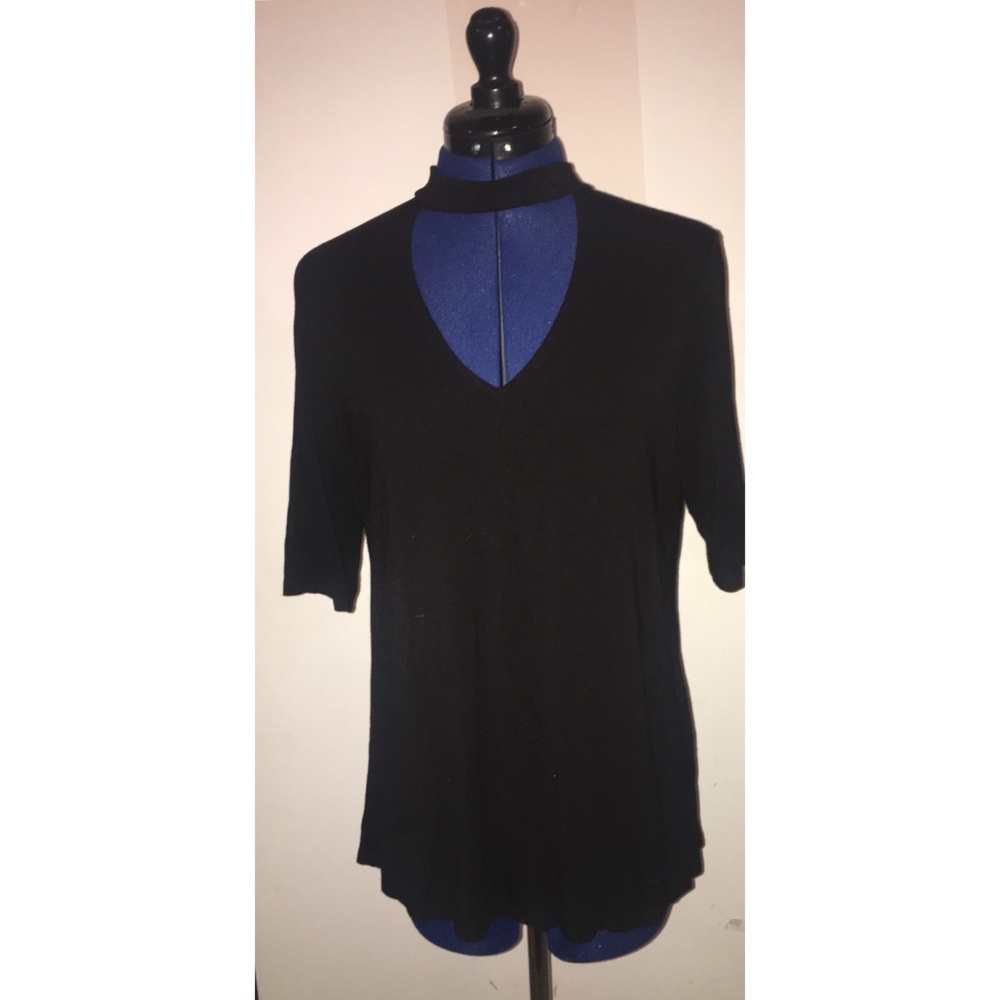 V-neck cut out top